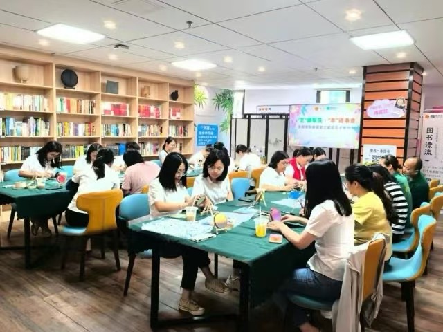 重啟書香，創(chuàng)享時(shí)光‖蒙娜麗莎職工書屋正式開放